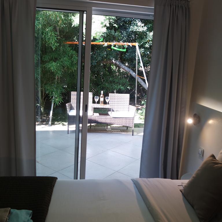 Doppelzimmer mit Patio